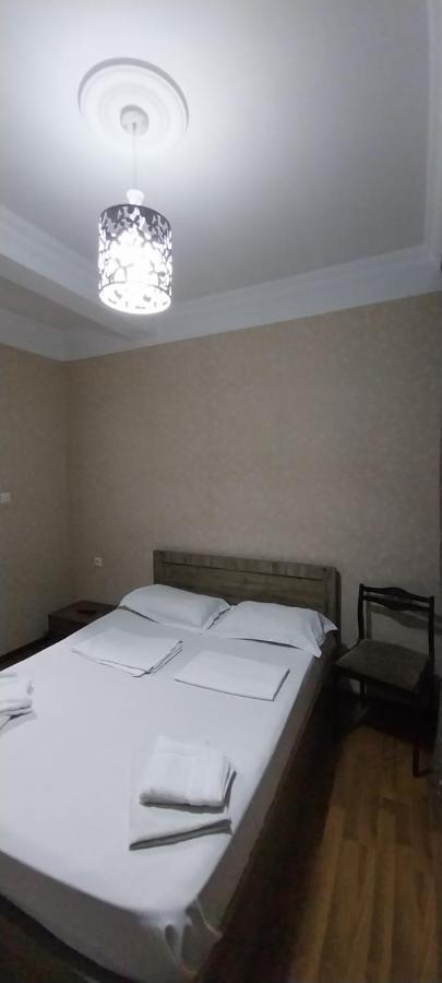 Hostel Gomani Batumi Esterno foto