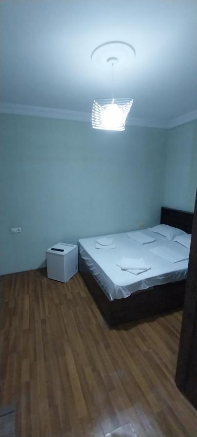 Hostel Gomani Batumi Esterno foto